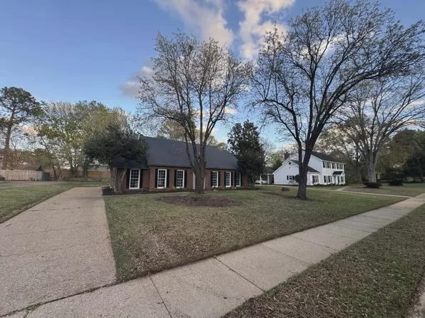 445 Derby Ln, Montgomery, AL 36109