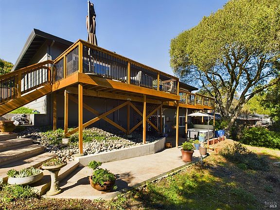 4th image of 708 Paula Lane