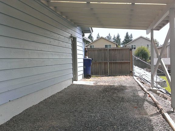 2nd image of 10614 18th St SE
