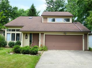 4073 Bluestone Rd, Cleveland Heights, OH 44121