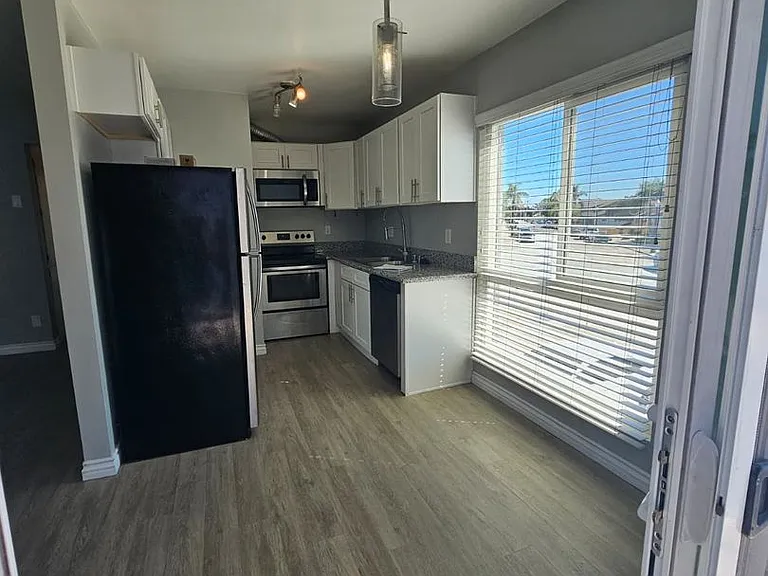 4541 Contour Blvd. — Photo 7