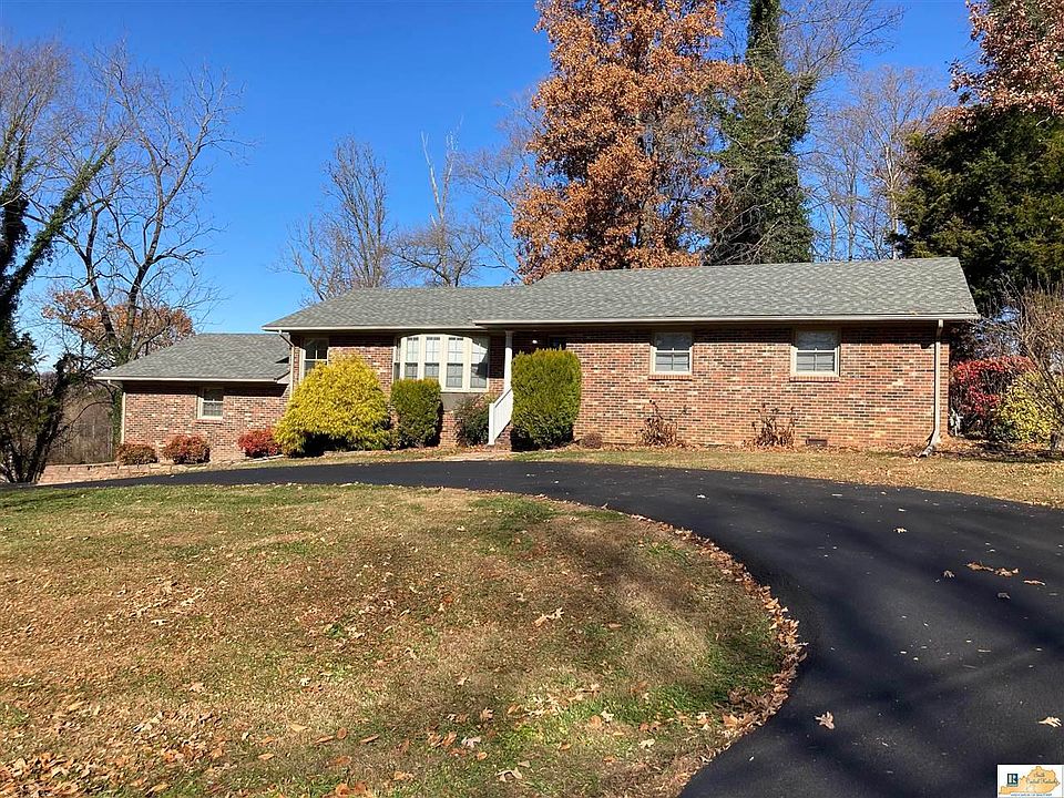 1st image of 60 Woodhaven Dr