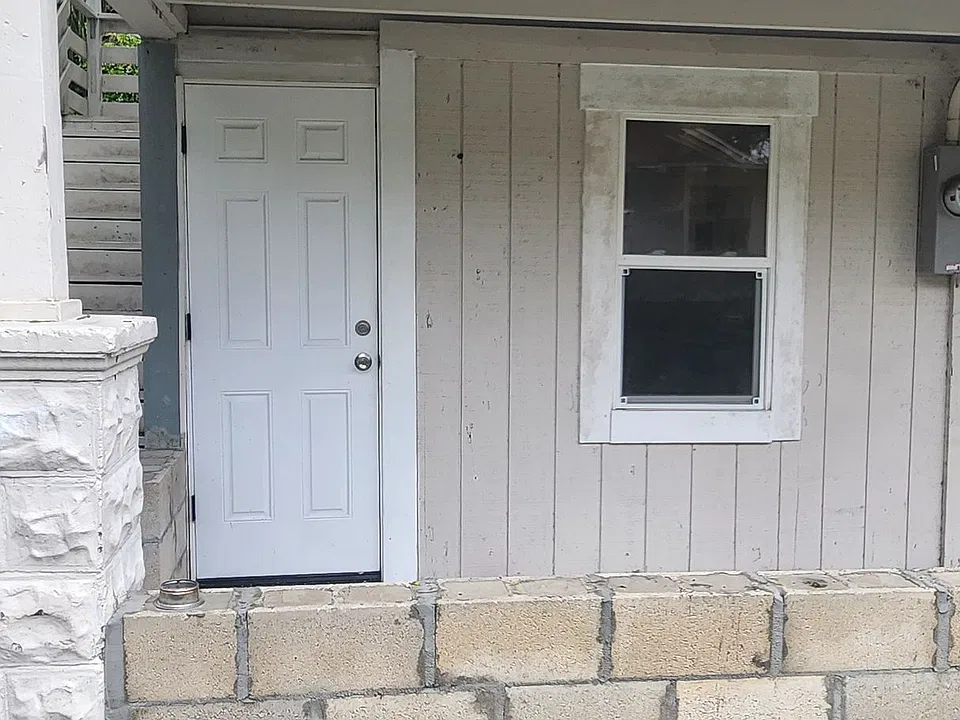 552 Live Oak Ave #B