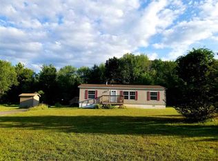 10 Meadow Ln, West Shokan, NY 12494