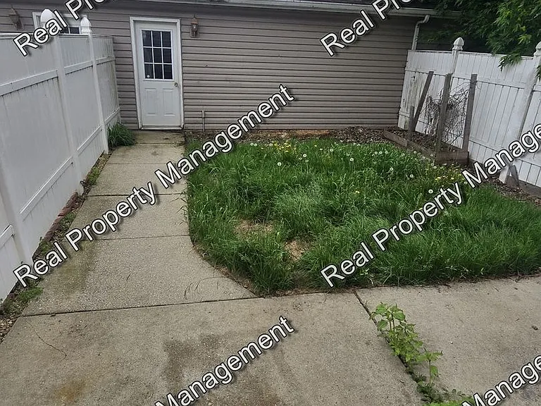 1710 Firestone Ln #F — Photo 10