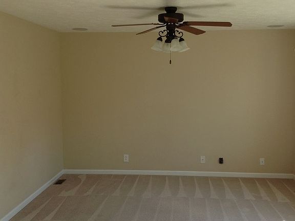 4th image of 1516 Apache Way