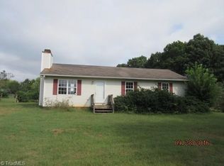 2359 Heston Farm Dr, Kernersville, NC 27284