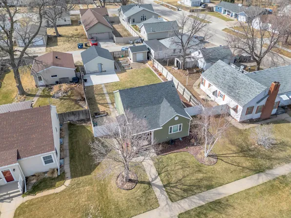 1019 Hancock St, Holdrege, NE 68949