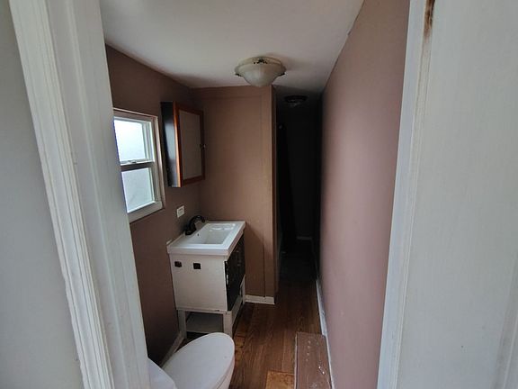 5th image of 920 Boardwalk Ln #835
