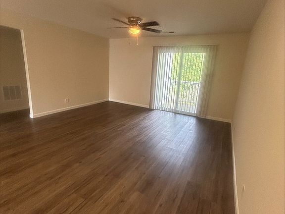 2nd image of 6189 Ancient Oak Dr APT 165
