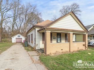 1637 E Calvert St, South Bend, IN 46613