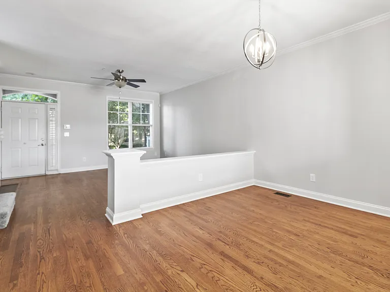 206 S Cedar St — Photo 12