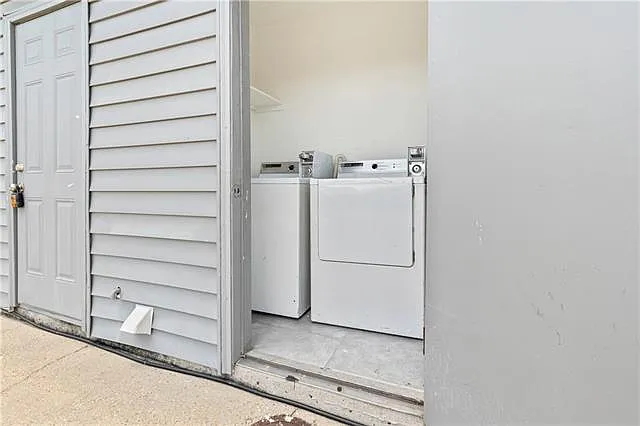 3531 Ridgelake Dr #4 — Photo 11