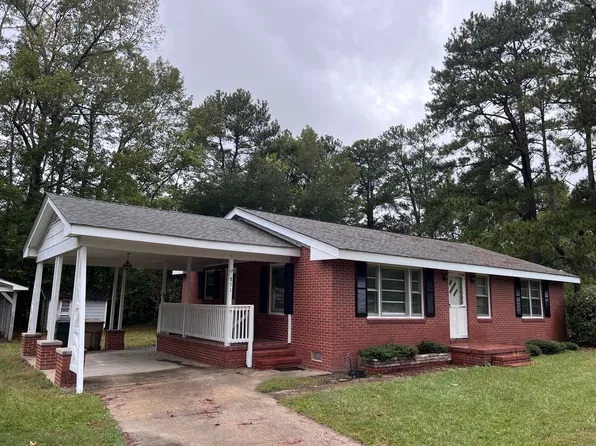 851 Boling St, Clayton, NC 27520