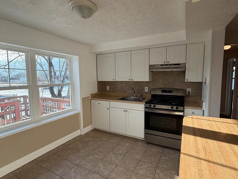 973 S Olden Ave #2 — Photo 5