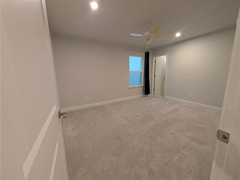 406 Riverclub Rd — Photo 33
