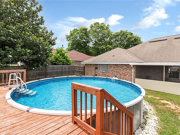 2nd image of 4592 Lake Woods Dr N