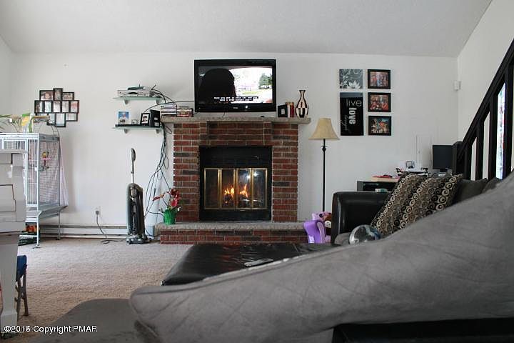 2nd image of 1144 Country Place Dr