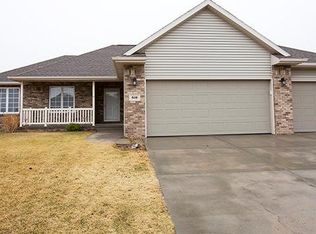 6116 S 96th St, Lincoln, NE 68526