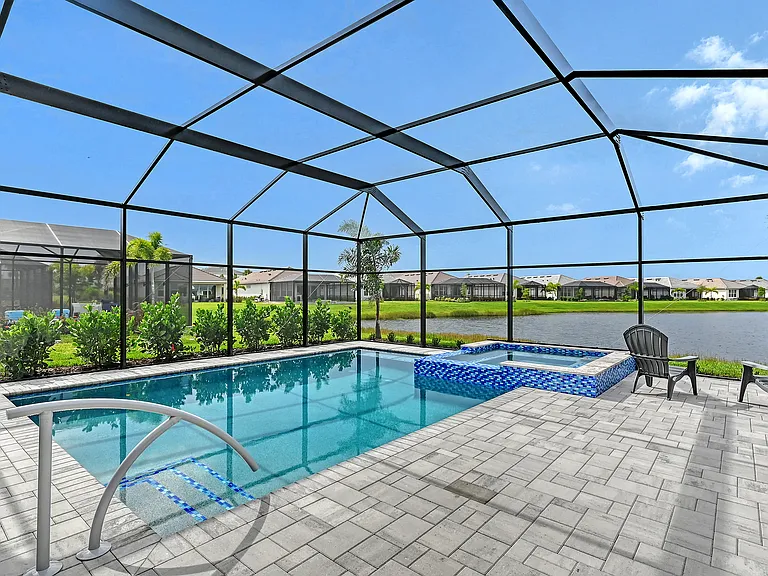 3231 Alba Cir — Photo 32