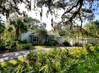 500 Acacia Rd, Vero Beach, FL 32963