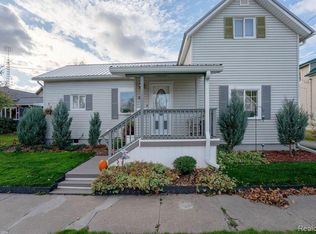 310 Hancock St, Manistee, MI 49660