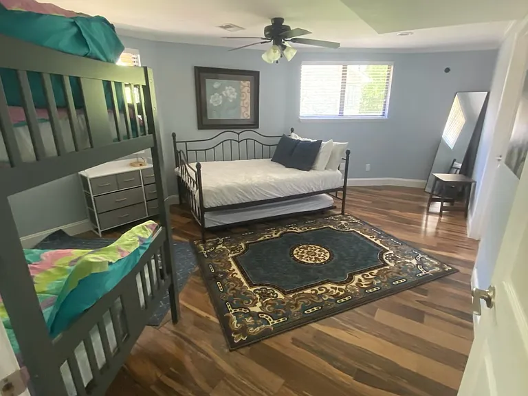 204 Castaway Trl — Photo 14