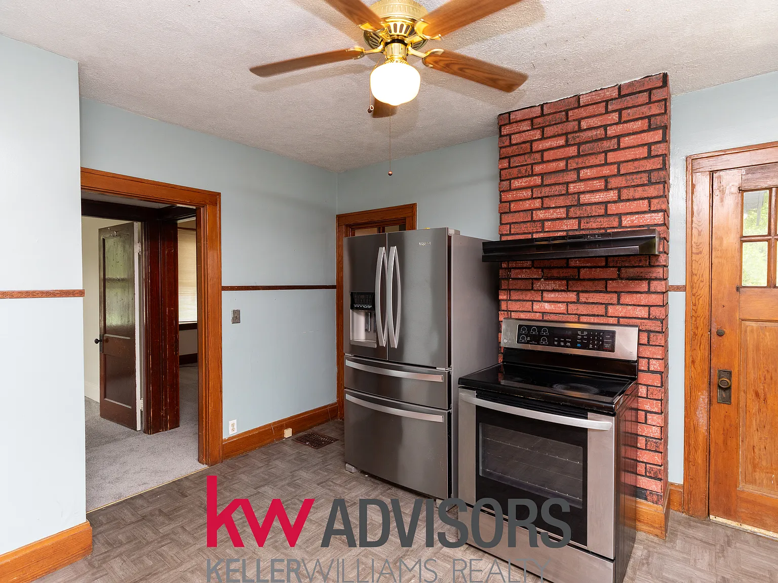 1031 Schiff Ave — Photo 3