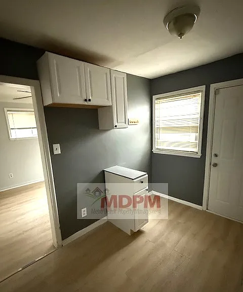 18742 Morang Dr — Photo 6