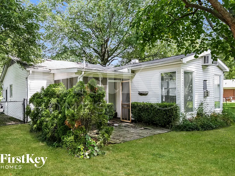 505 Vista Dr — Photo 15