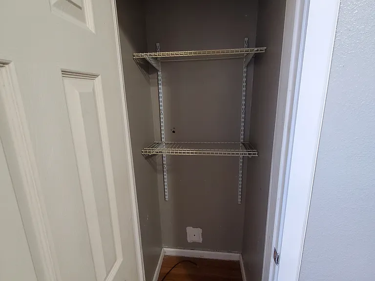 601 W 30th St #4 — Photo 3