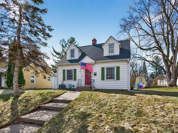 1910 Margaret St, Saint Paul, MN 55119
