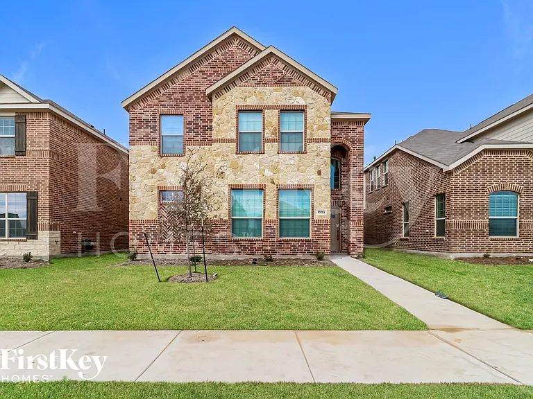 10113 Elkhorn Dr — Photo 1