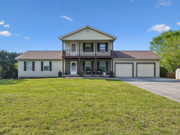 931 Calloway Dr, Lenoir City, TN 37772