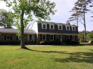 206 N Shore Rd, Beaufort, NC 28516