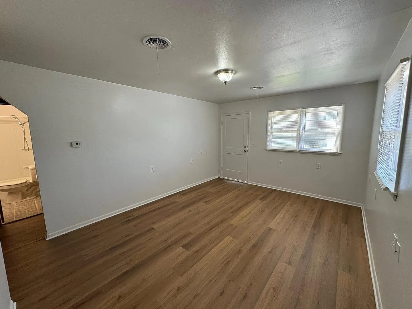 610 E 15th #1 - 1 — Photo 2