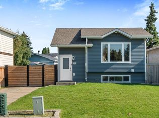 22 Westlake Dr, Spruce Grove, AB T7X 1S5