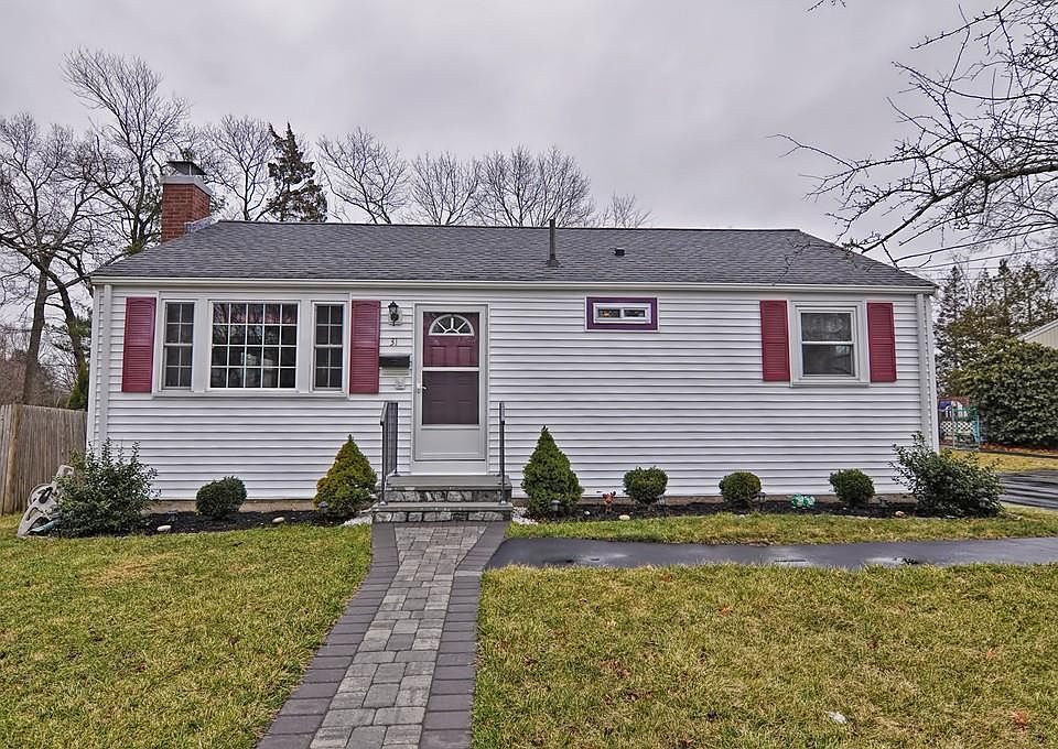 1st image of 31 W Lake Dr