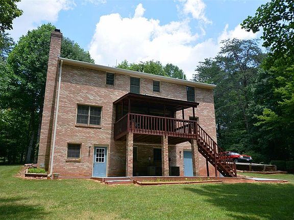 3rd image of 200 Merrywood Dr