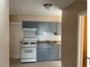 1810 W Ruscomb St, Philadelphia, PA 19141