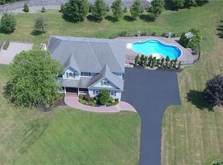 314 Old Post Rd, Marlboro, NY 12542