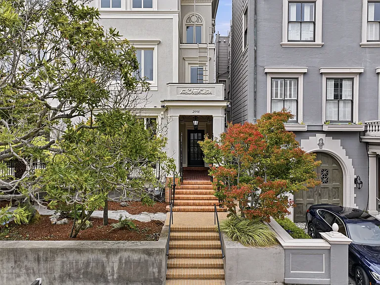 2998 Pacific Ave — Photo 4