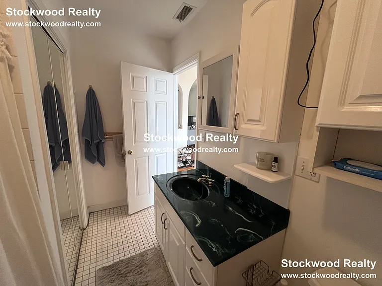 11 Gates St #2 — Photo 32