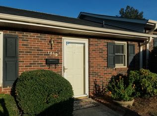 1419 19th Ave NE, Hickory, NC 28601