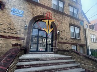 42 W 26th St #16, Bayonne, NJ 07002