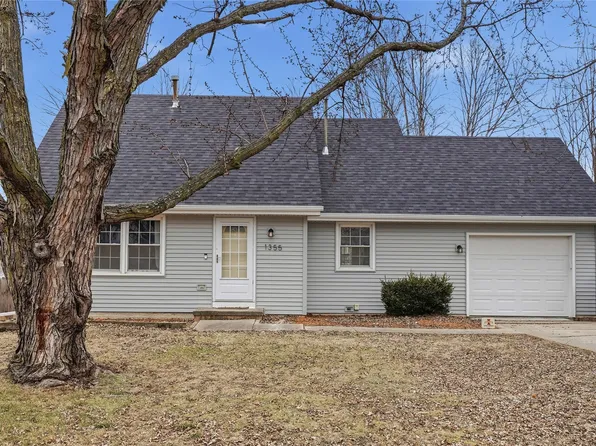 1355 E 20th St, Norwalk, IA 50211