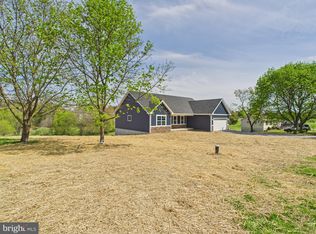 903 Shape Charge Rd, Martinsburg, WV 25404