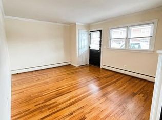 1135 Walt Whitman Rd APT 1, Melville, NY 11747