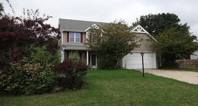 1st image of 8643 S Lakewood Ct
