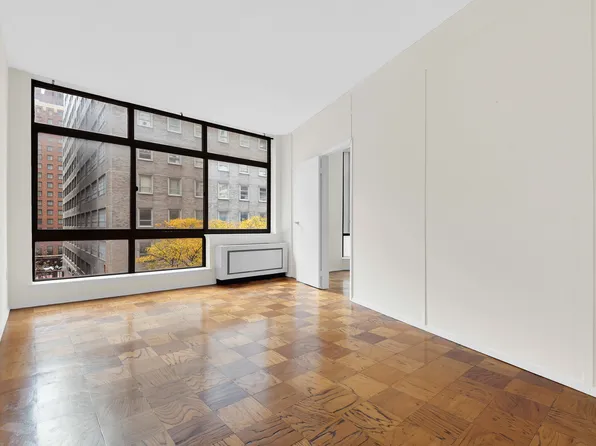 303 East 43rd Street image 2 of 8